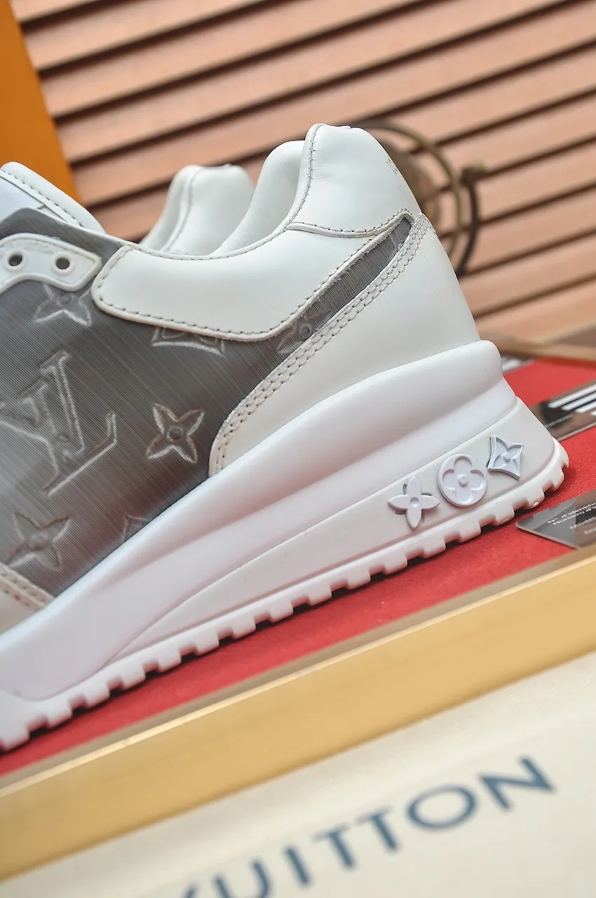 Men's men's shoes 💰720💶[LOUIS VUITTON] (original order) new style 🍀LV Louis Vuitton * - top version of LV classic trendy shoes! Made of imported original cowhide, water-dyed cowhide lining, and original wear-resistant rubber outsole! High quality products! Code number 38-45 (45 customized)